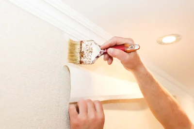 Pose de papier peint à Lezoux — revêtements muraux et toiles de verre